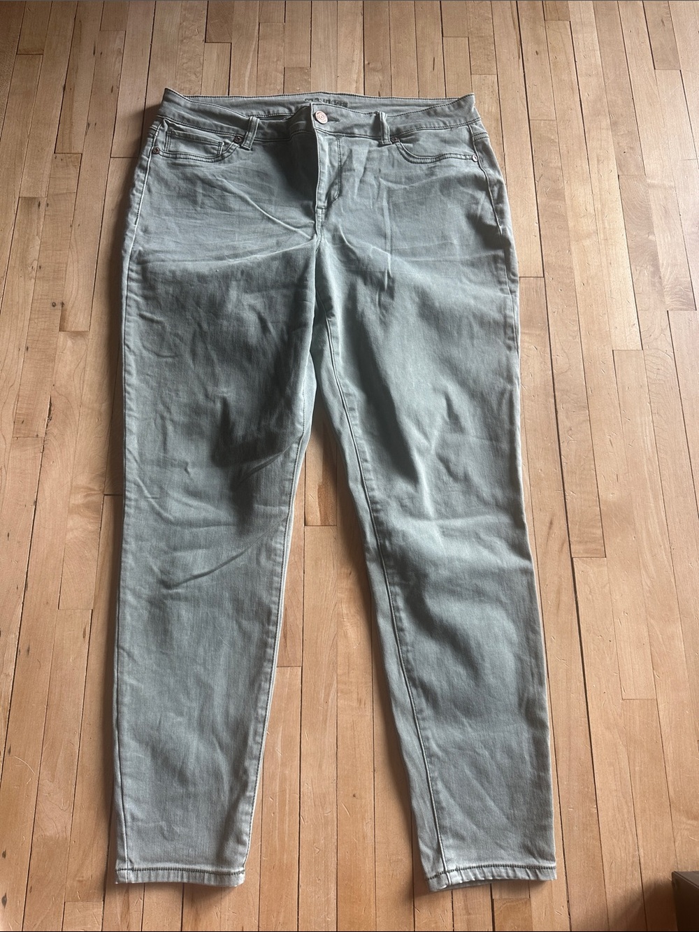 Women’s Sage Green Stretch Jeans